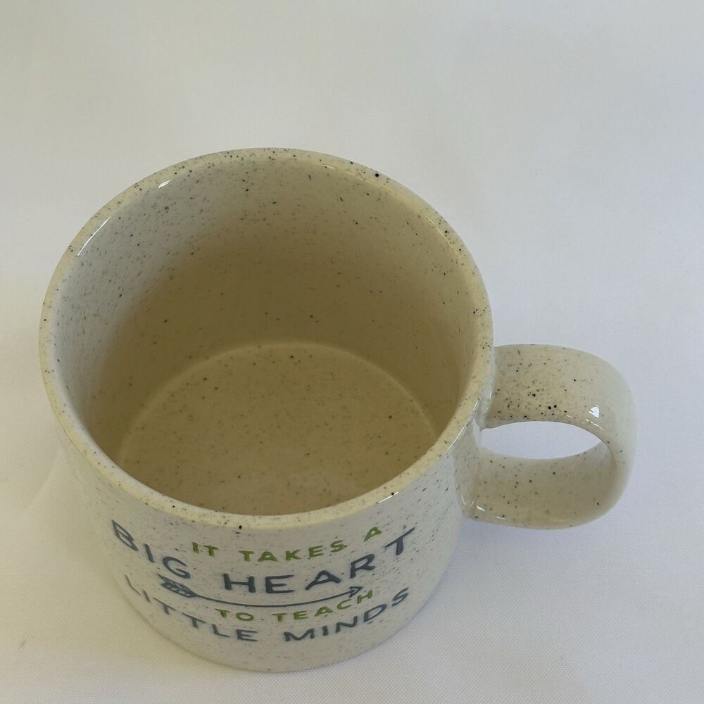 Teacher Gift Coffee Cup "It Takes a Big Heart to Teach Little Minds" Large Mug - Picture 2 of 5